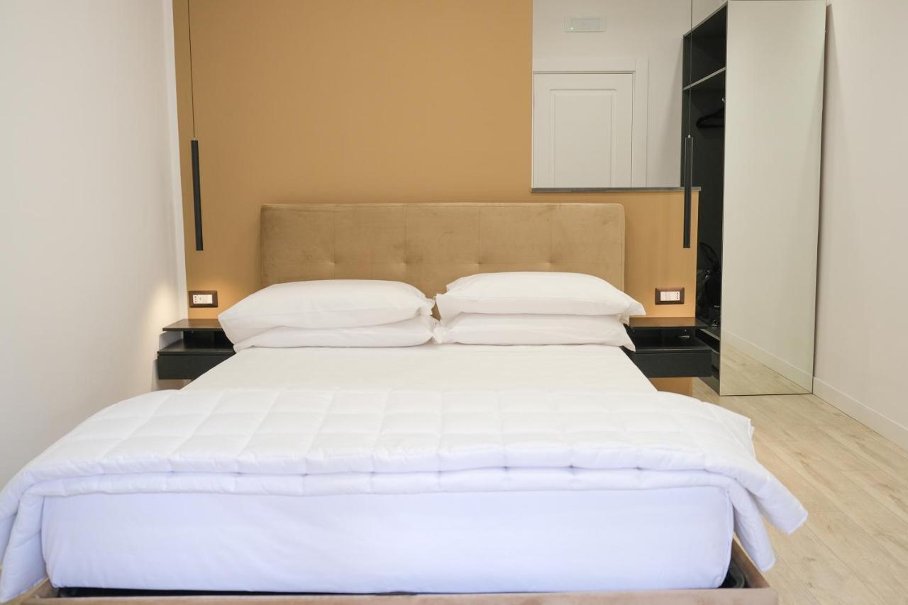 Aroma Apartment And B&B, Maschio Angioino Nápoly Kültér fotó